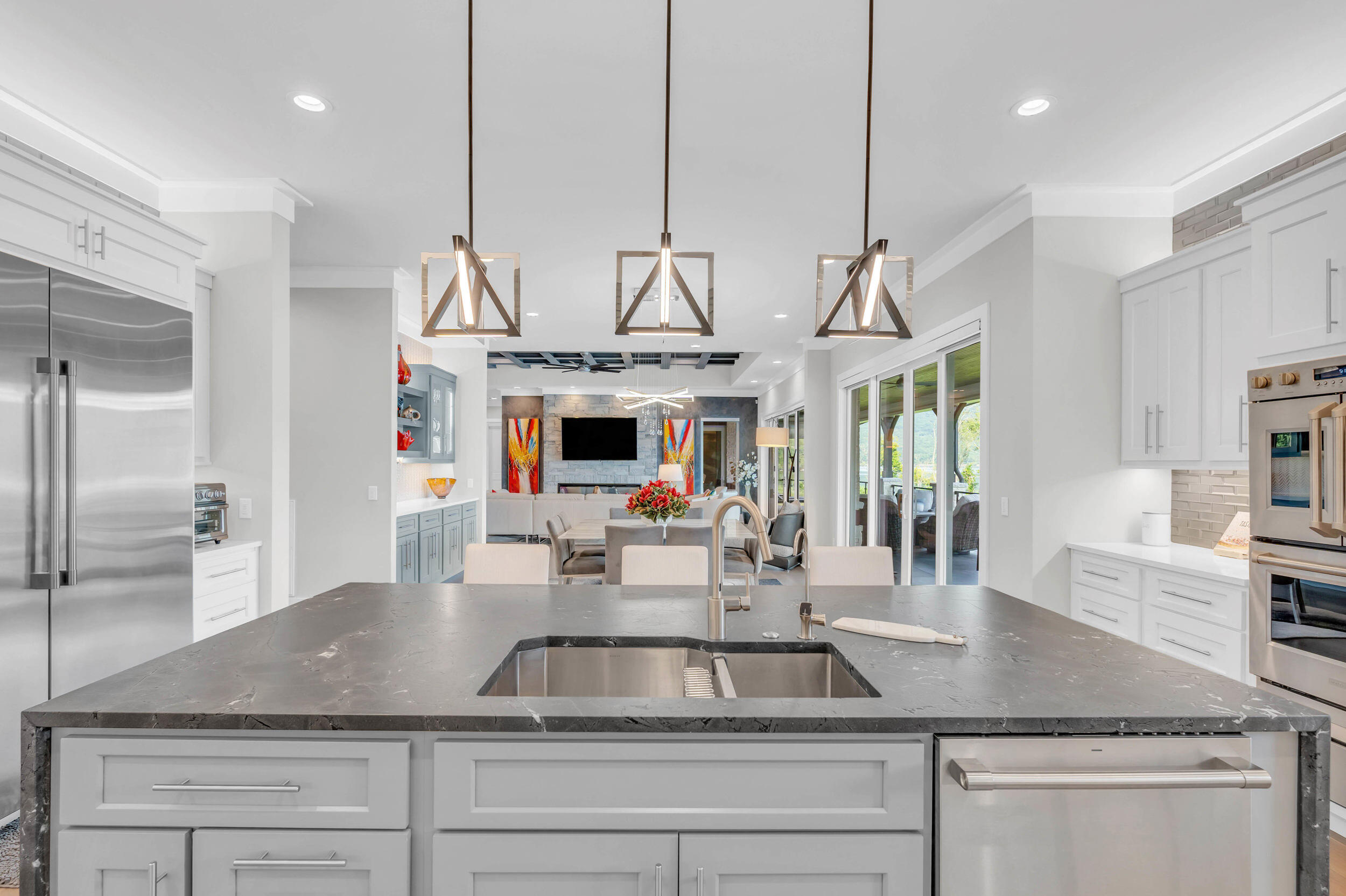 290 Edgewater Way Jasper, TN 37347 - Photo 33 of 128 Kitchen