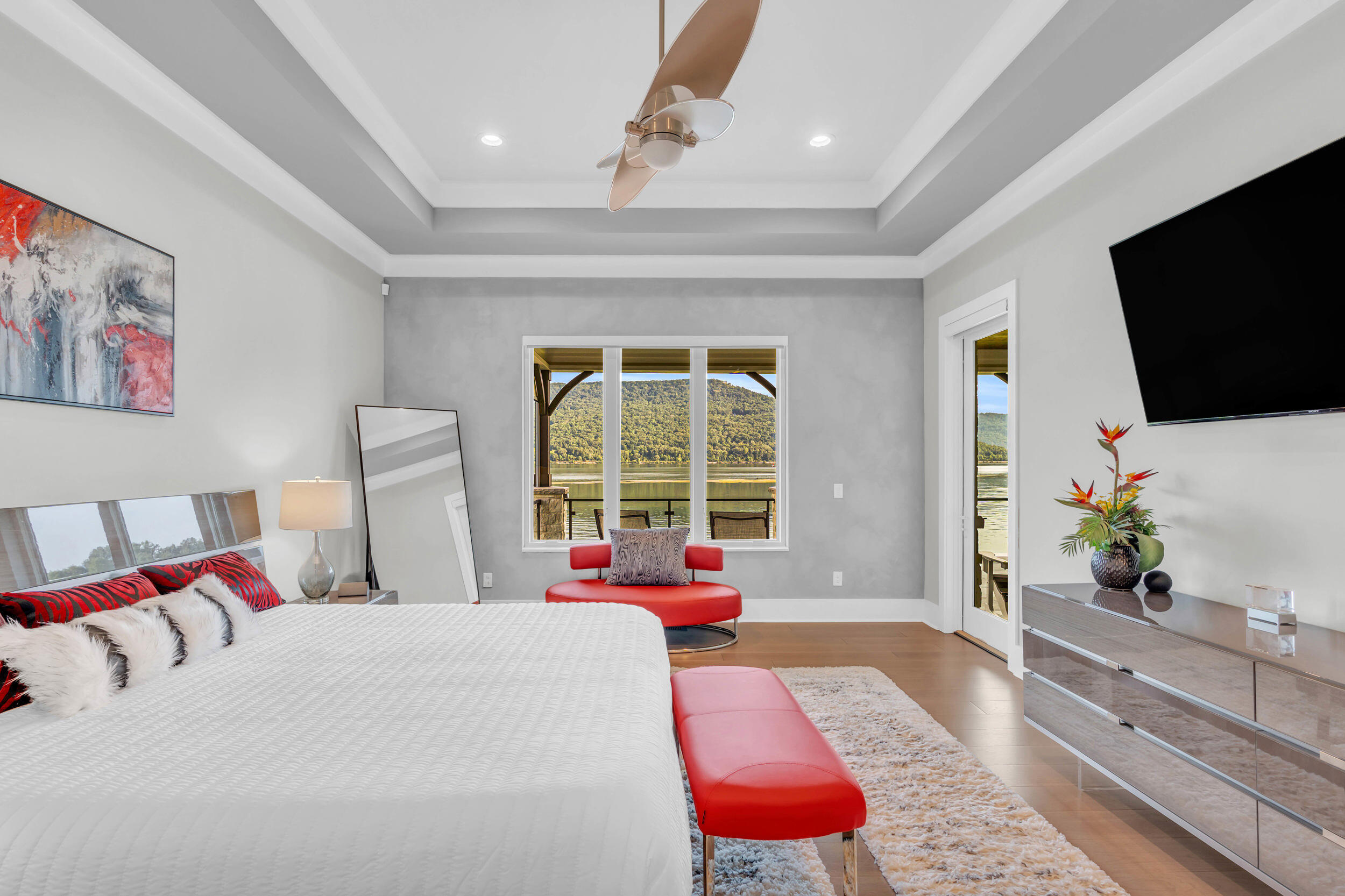 290 Edgewater Way Jasper, TN 37347 - Photo 41 of 128 Primary Suite