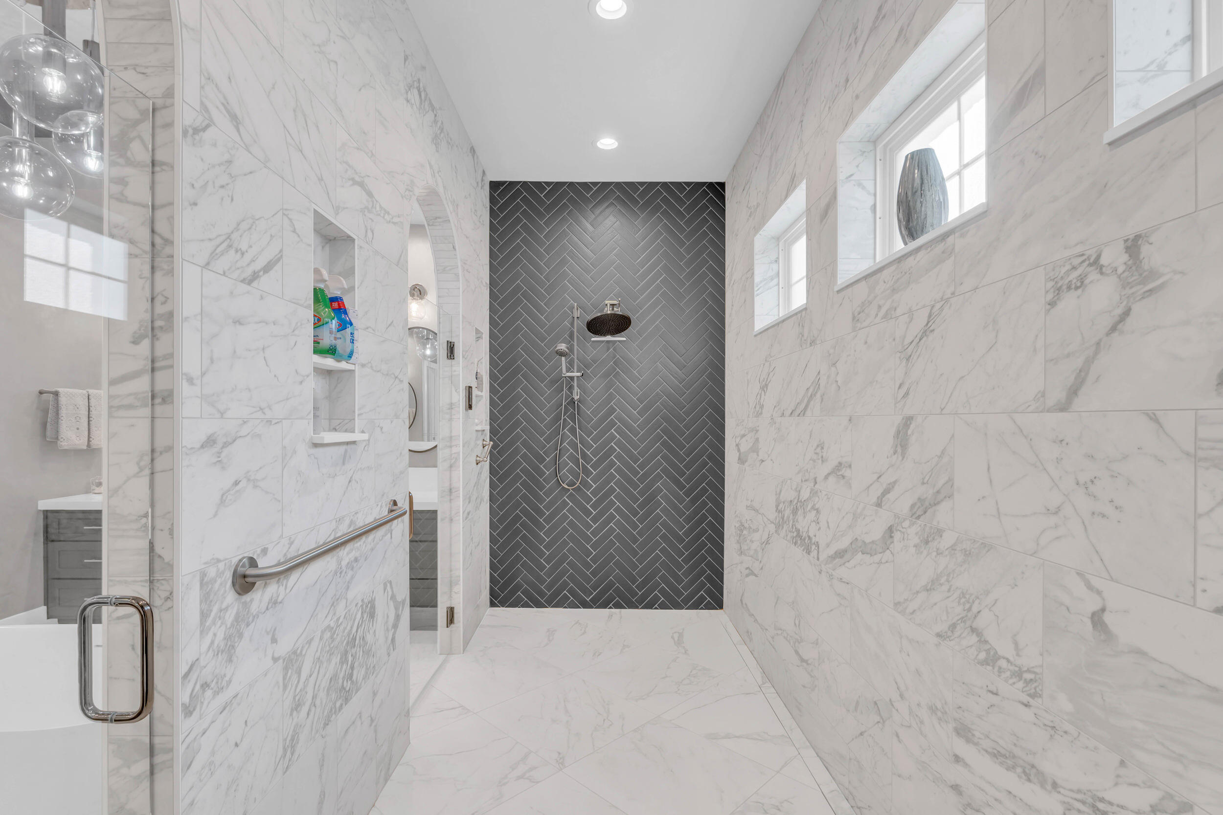 290 Edgewater Way Jasper, TN 37347 - Photo 46 of 128 Primary Suite Bath