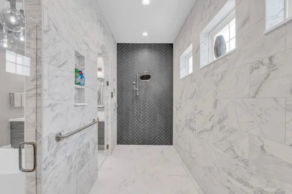 $3,375,000 | 290 Edgewater Way, Jasper, TN 37347