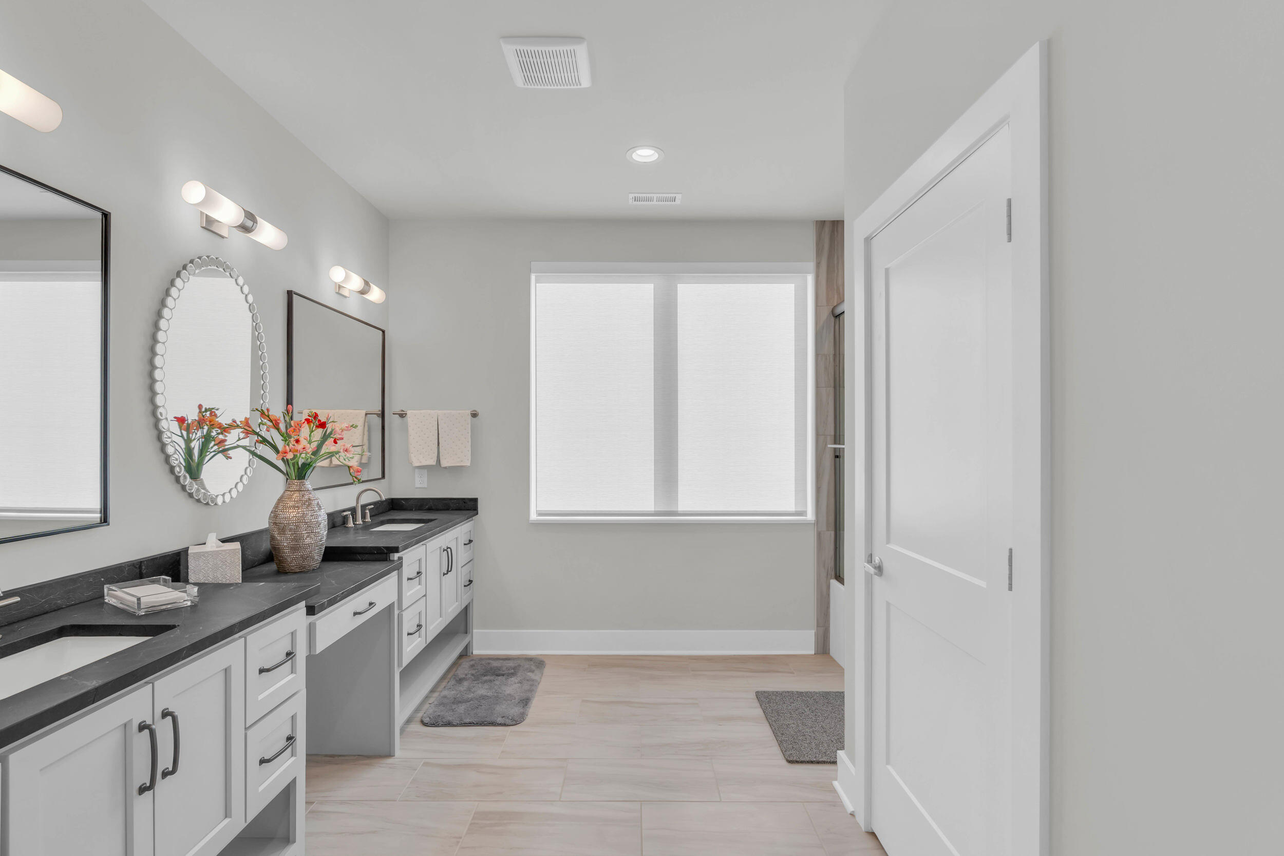 290 Edgewater Way Jasper, TN 37347 - Photo 65 of 128 Second Level Primary Bath