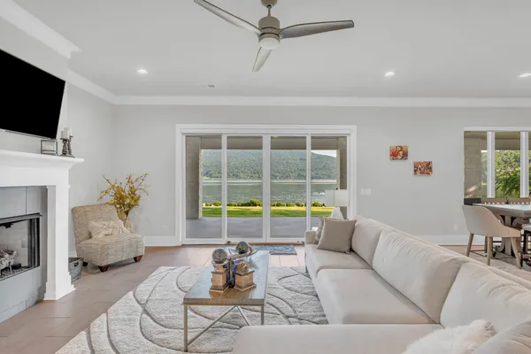 $3,375,000 | 290 Edgewater Way, Jasper, TN 37347