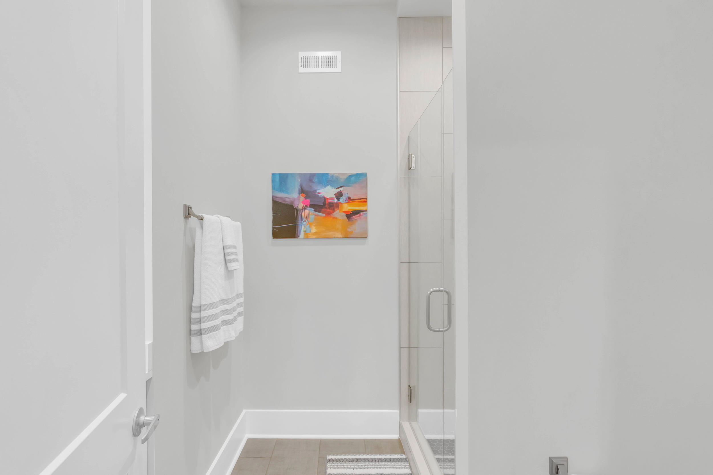 290 Edgewater Way Jasper, TN 37347 - Photo 83 of 128 Lower Level Guest Bath