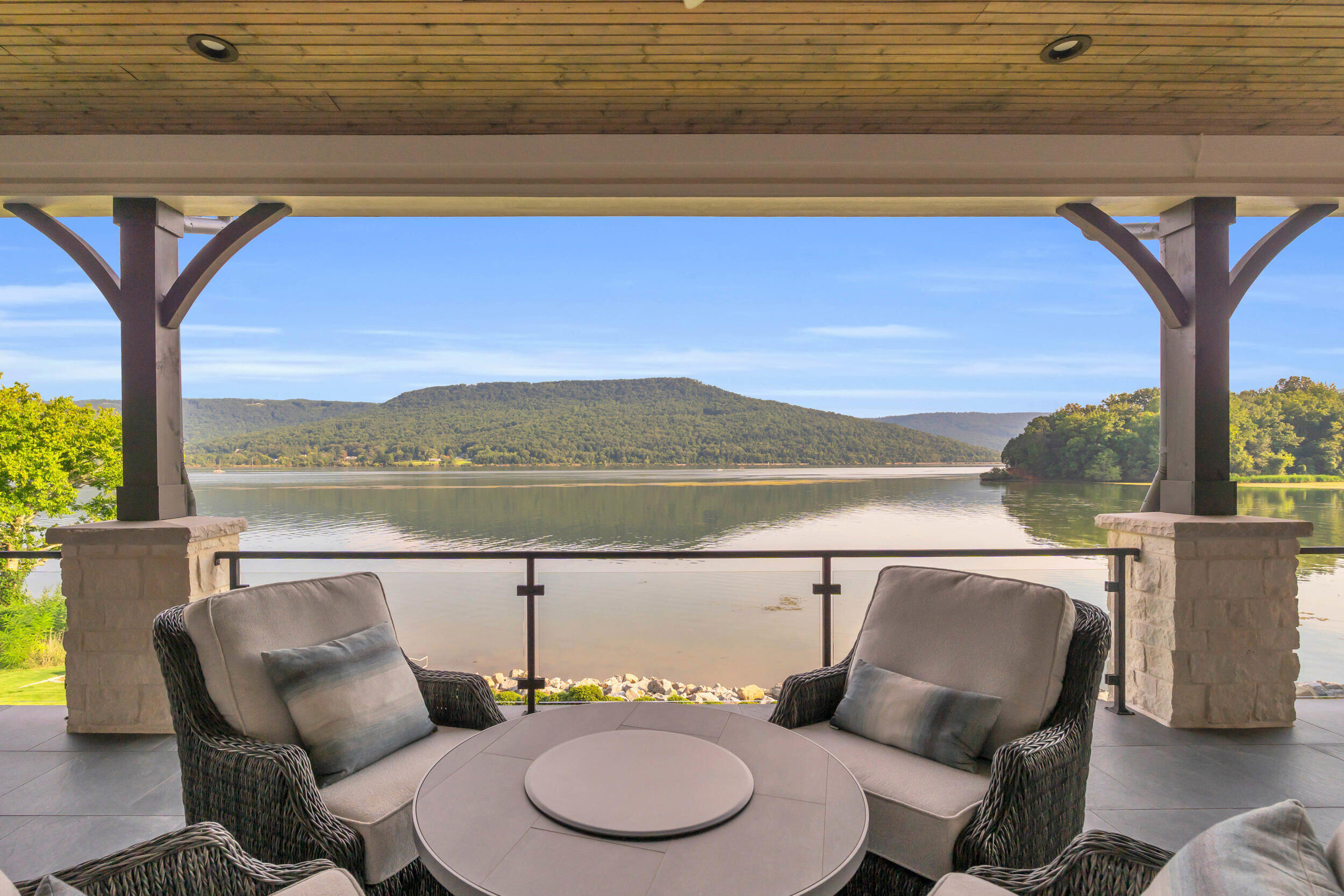 290 Edgewater Way Jasper, TN 37347 - Photo 99 of 128 Main Level