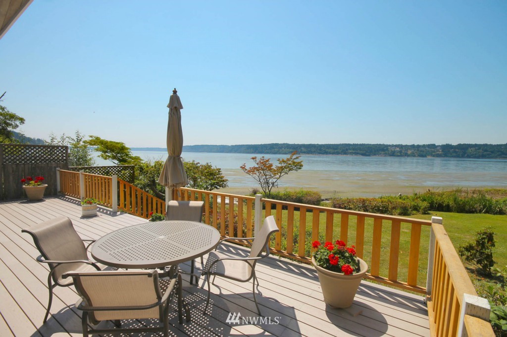 14109 Southwest Caster Road Vashon, WA 98070 - Photo 14 of 25 Gallery Image 14