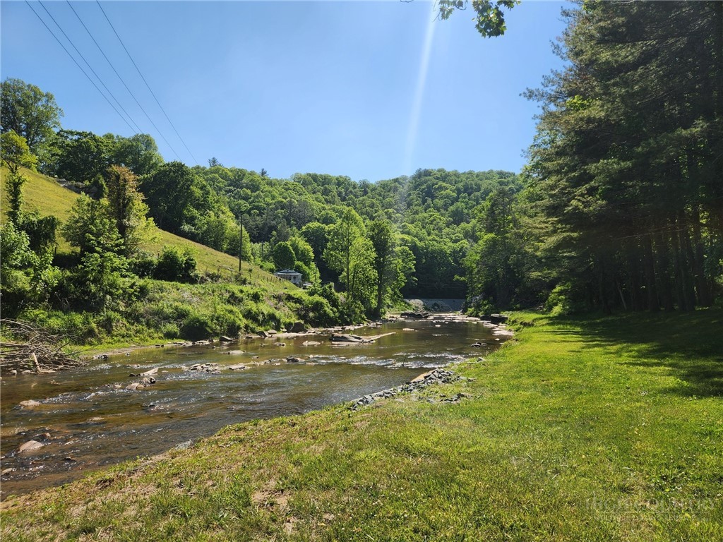 149 River Spring Road Sugar Grove, NC 28679 - Photo 34 of 38