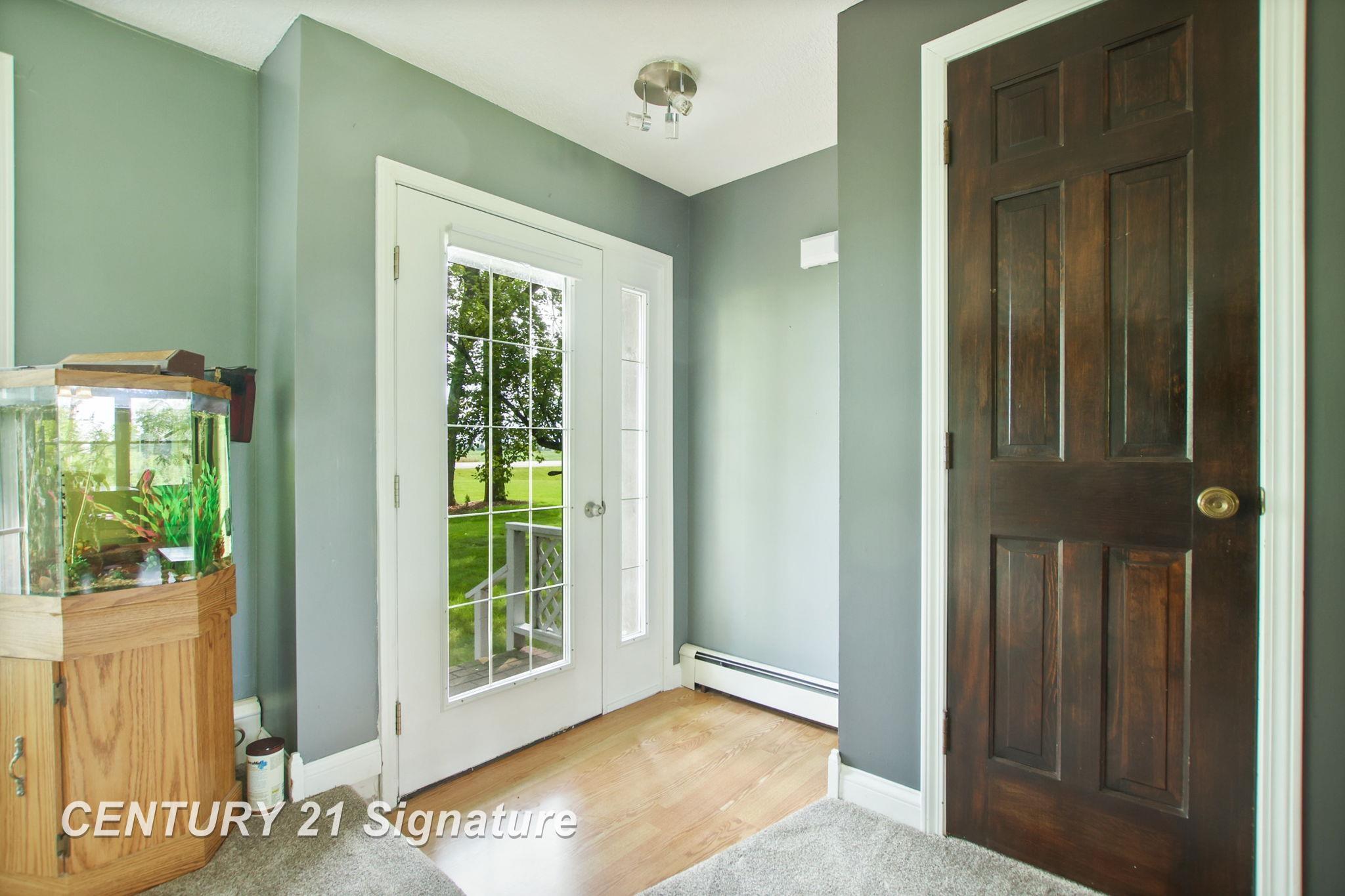 6315 Midland Road Freeland, MI 48623 - Photo 7 of 98