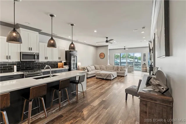 $849,999 | 1184 Jeffries Road, Unit 312, Osage Beach, MO 65065