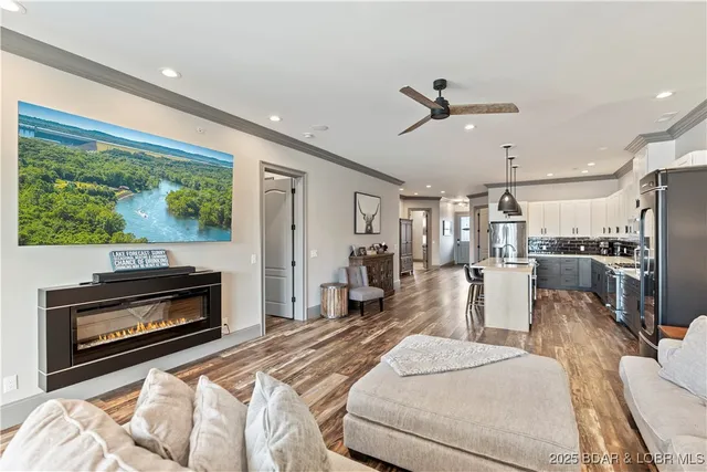 $849,999 | 1184 Jeffries Road, Unit 312, Osage Beach, MO 65065