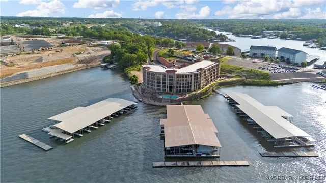 $849,999 | 1184 Jeffries Road, Unit 312, Osage Beach, MO 65065