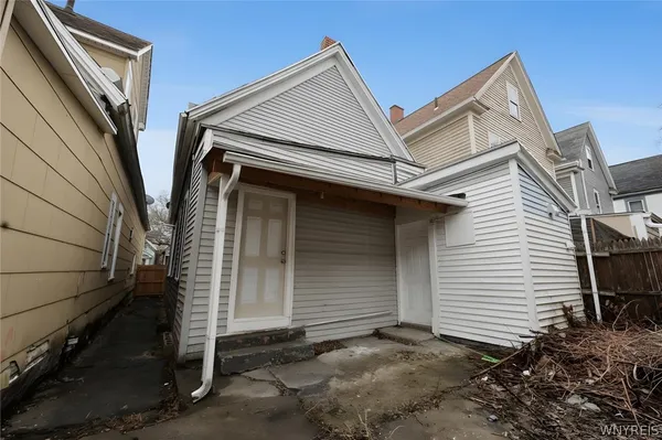 $159,900 | 212 Grote Street, Buffalo, NY 14207