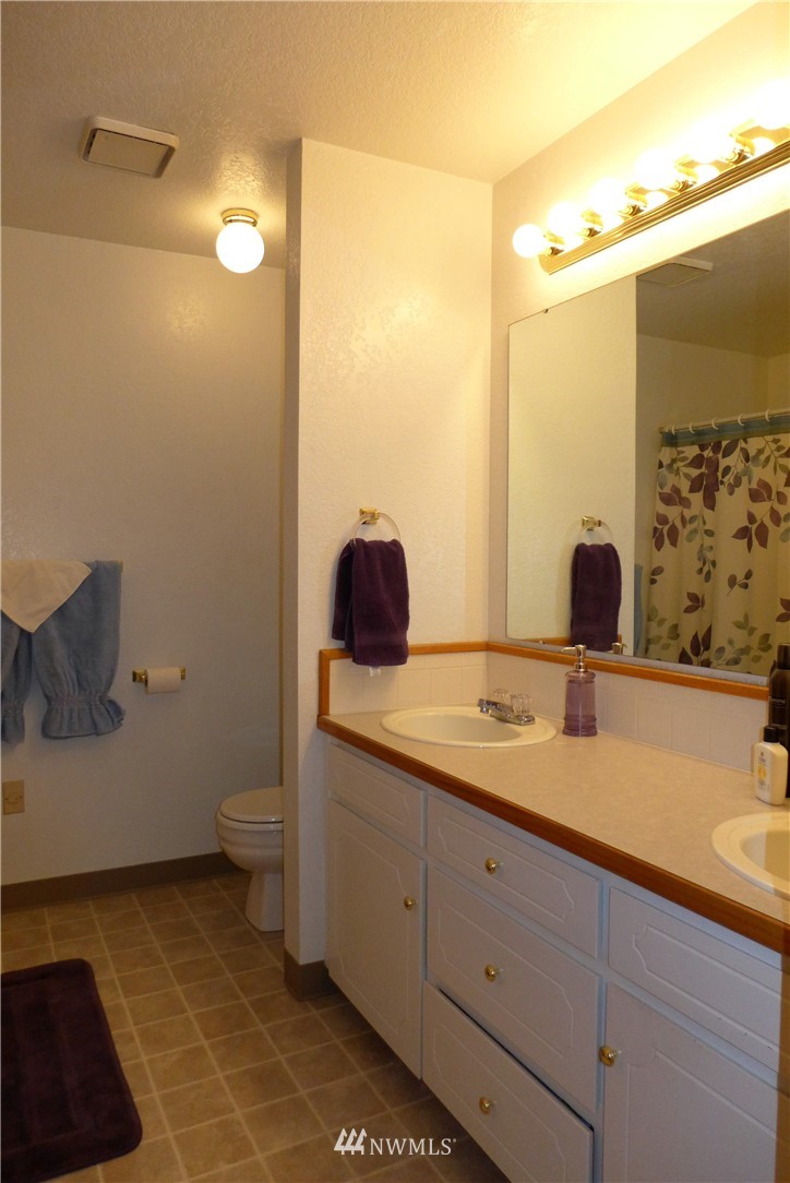 609 Goodrich Road Centralia, WA 98531 - Photo 20 of 25
