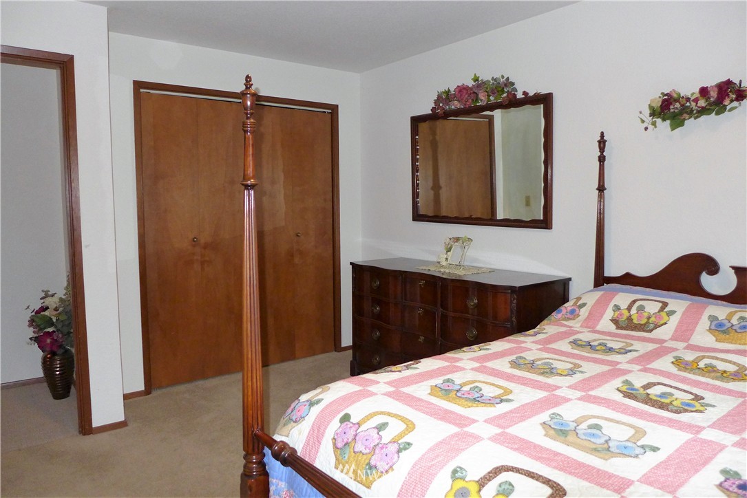 609 Goodrich Road Centralia, WA 98531 - Photo 22 of 25