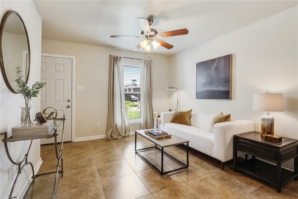 14585 Tilbury Road New Orleans, LA 70128 - Photo 4 of 22