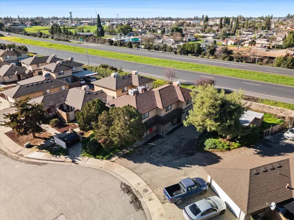 $540,000 | 1081 Stonegate Cove Drive, Porterville, CA 93257