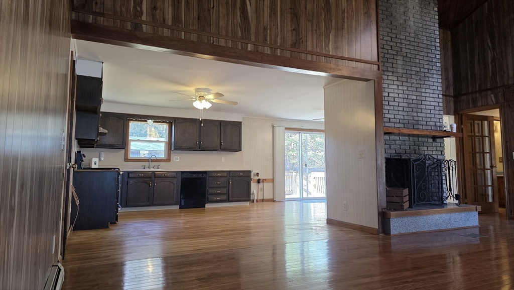 47 Narrows Road Freetown, MA 02702 - Photo 11 of 42