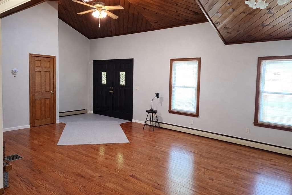 47 Narrows Road Freetown, MA 02702 - Photo 17 of 42