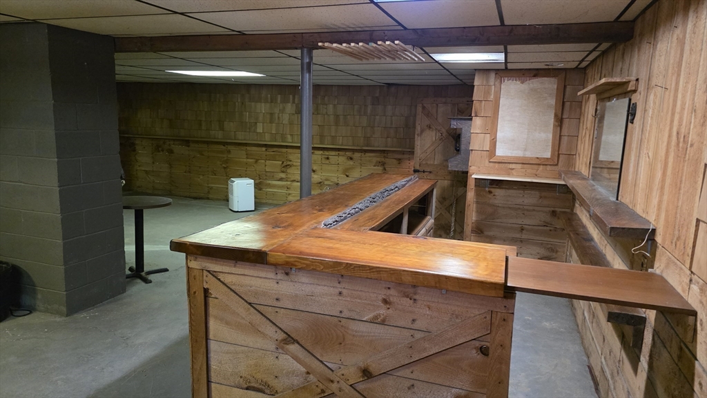 47 Narrows Road Freetown, MA 02702 - Photo 32 of 42