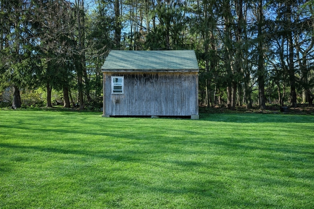 47 Narrows Road Freetown, MA 02702 - Photo 39 of 42