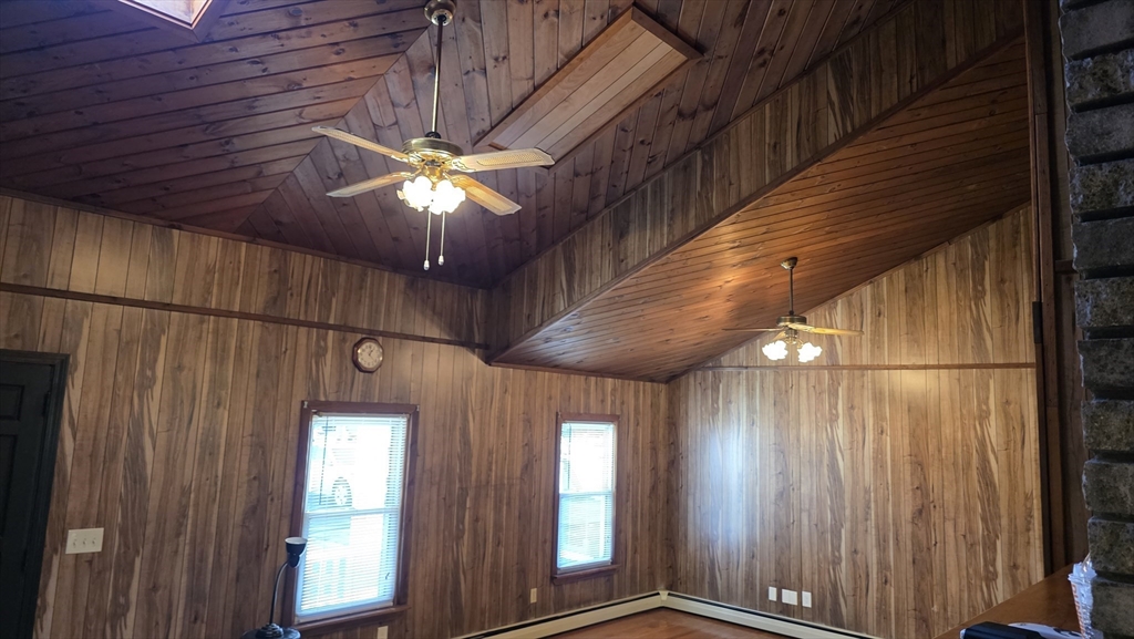 47 Narrows Road Freetown, MA 02702 - Photo 8 of 42