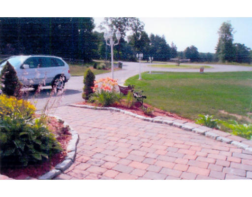 3 Sidoti Lane Rutland, MA 01543 - Photo 3 of 12