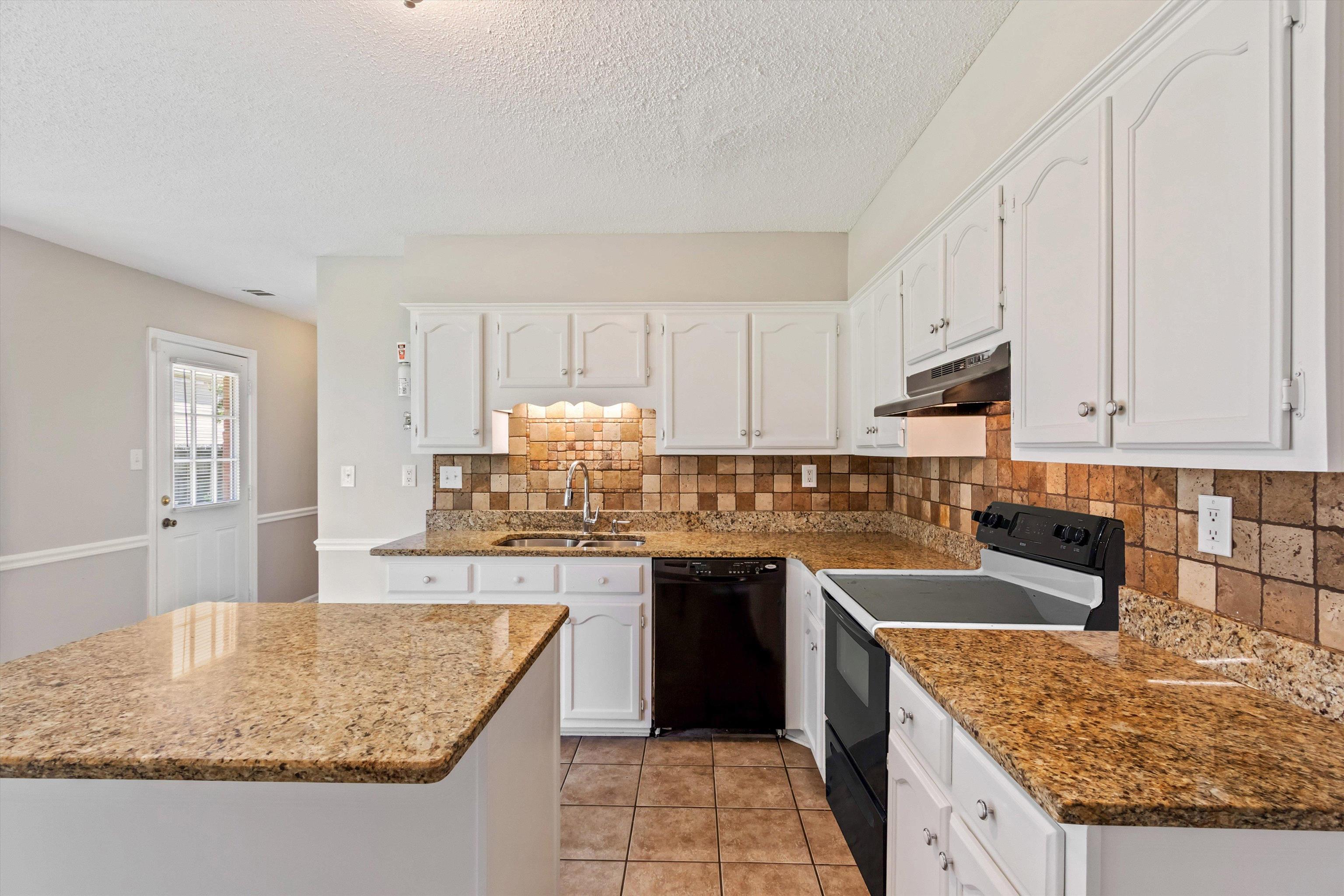 856 North Wood Shadows Lane Memphis, TN 38018 - Photo 9 of 30