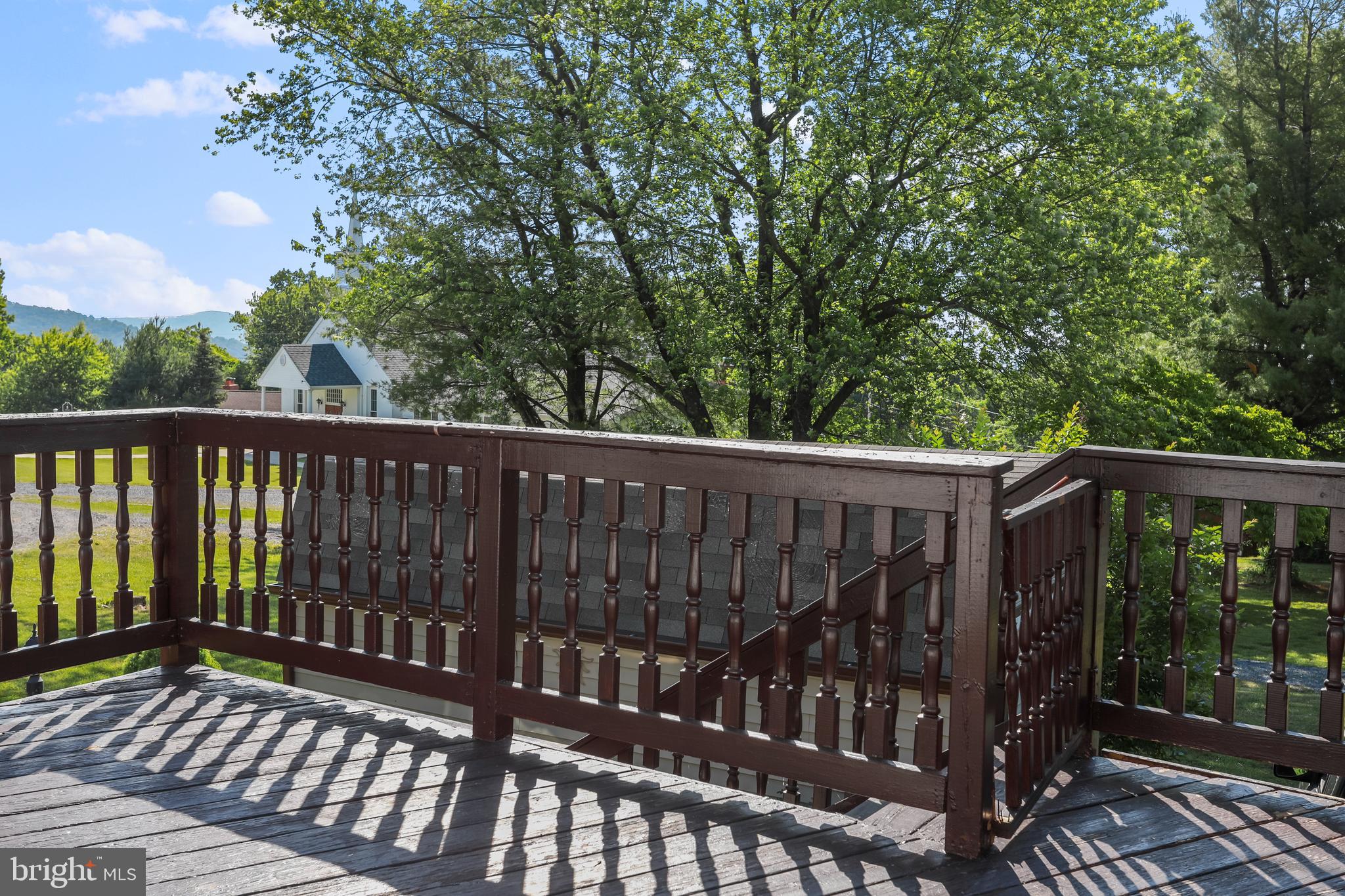 51 Waterfall Road Chester Gap, VA 22623 - Photo 21 of 24 Rear deck