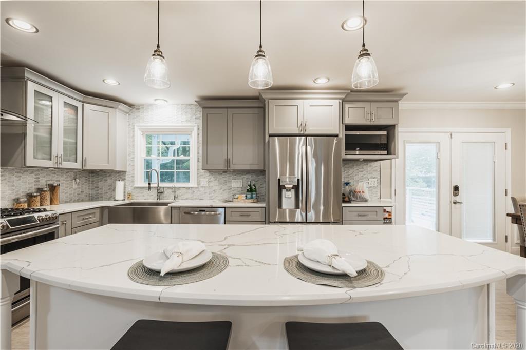 6163 Sharon Road Charlotte, NC 28210 - Photo 14 of 46 Gallery Image 14