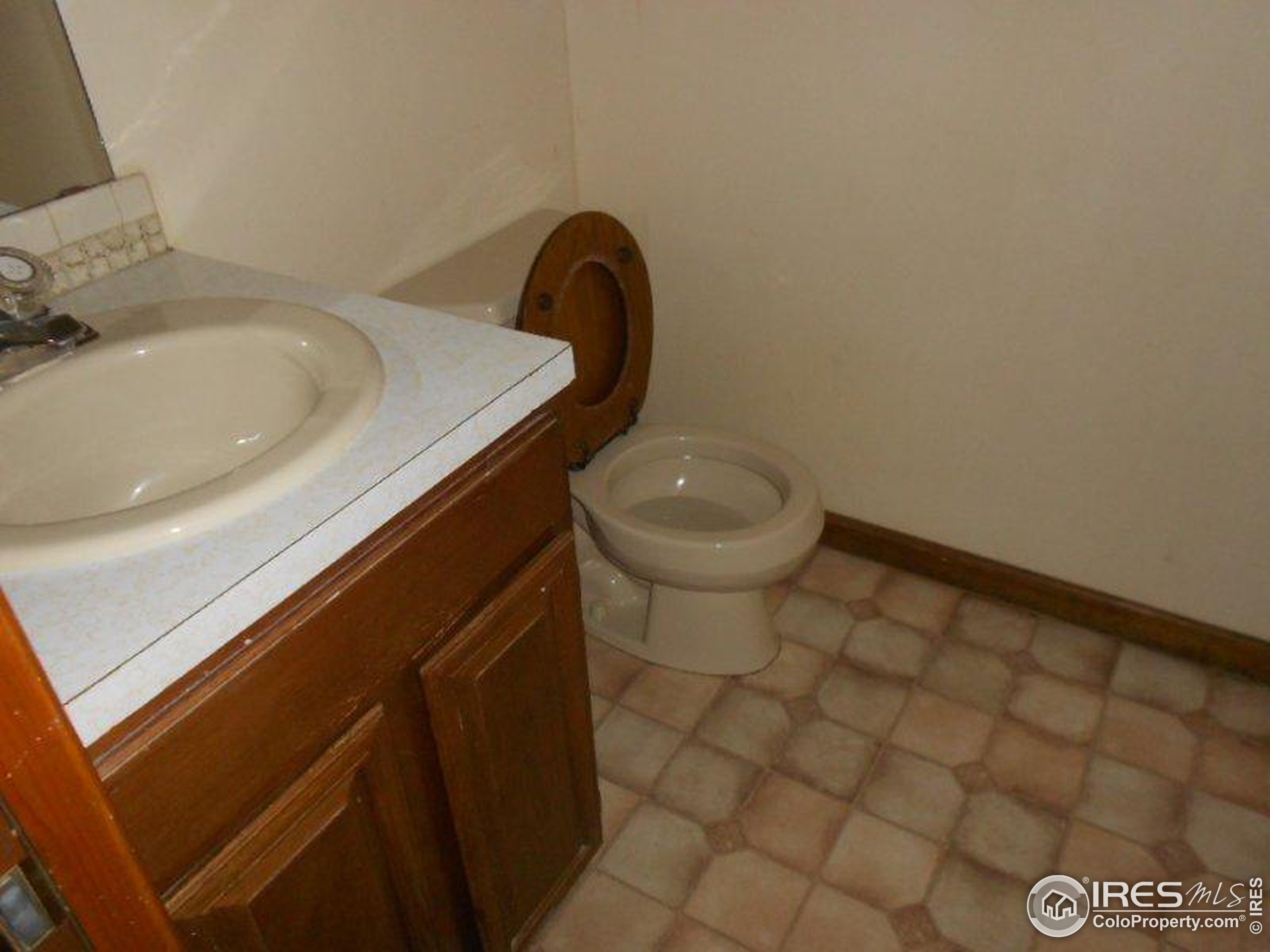 435 East Drake Road Fort Collins, CO 80525 - Photo 7 of 8 Gallery Image 7