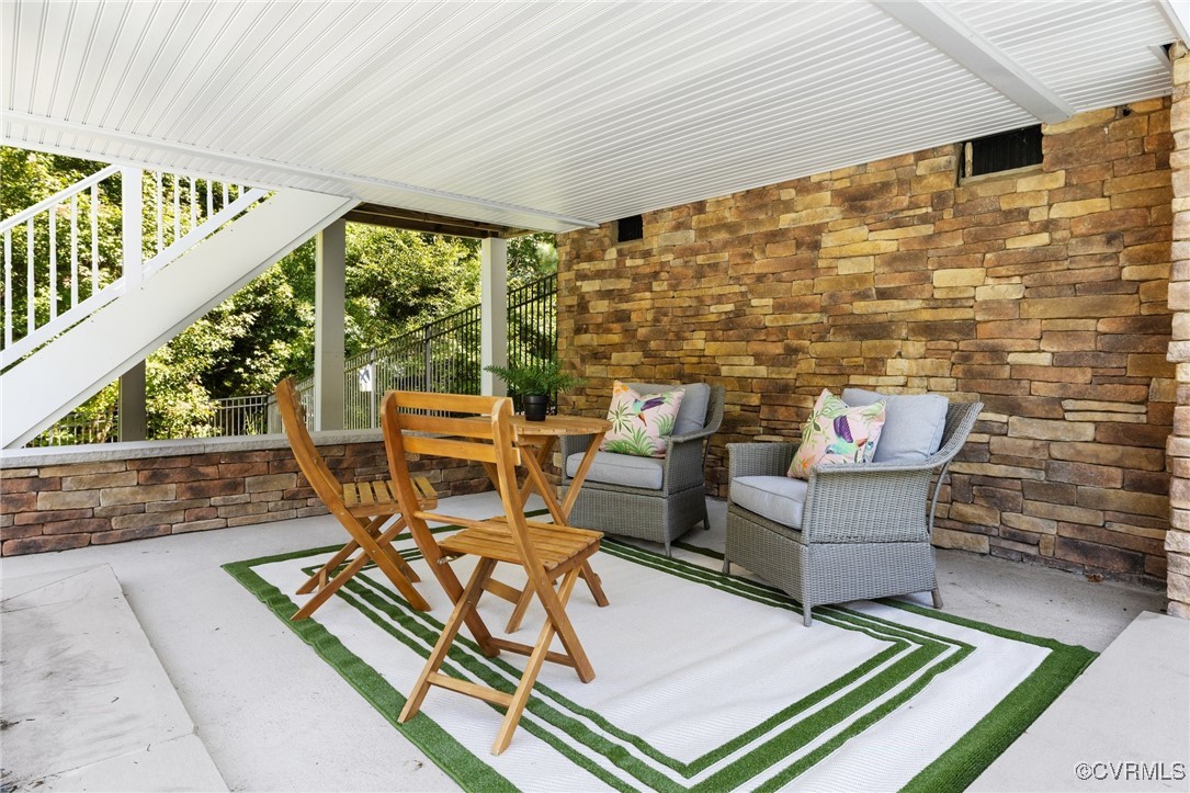 9850 Taylor Road Chesterfield, VA 23838 - Photo 23 of 38 a balcony view with couple of chairs