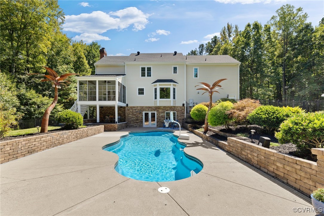 9850 Taylor Road Chesterfield, VA 23838 - Photo 26 of 38 a front view of a house with garden