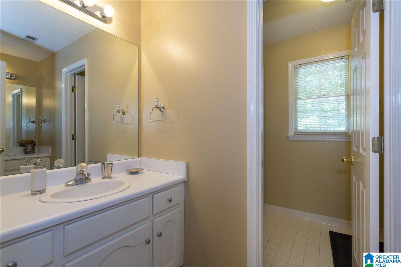 124 Kentwood Lane Alabaster, AL 35007 - Photo 41 of 49