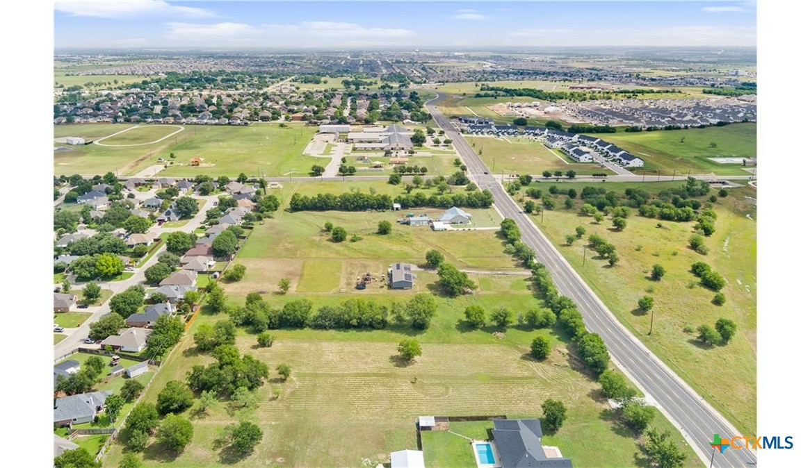 1142 South Pea Ridge Road Temple, TX 76502 - Photo 2 of 8