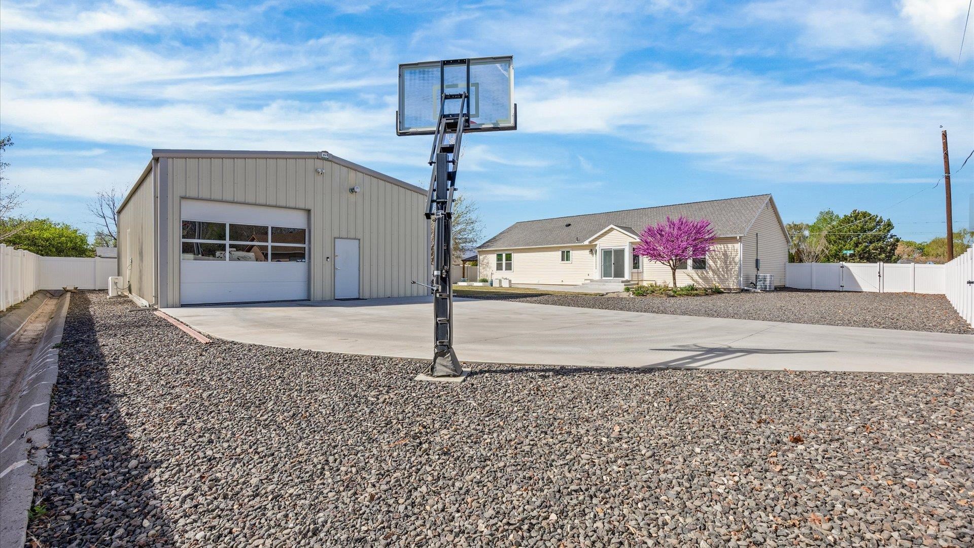 232 29 Road Grand Junction, CO 81503 - Photo 1 of 40 Gallery Image 1