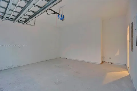 $975,000 | 1801 Northeast 13th Street, Unit 1819, Fort Lauderdale, FL 33304