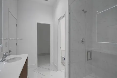 $975,000 | 1801 Northeast 13th Street, Unit 1819, Fort Lauderdale, FL 33304