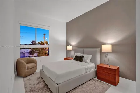 $975,000 | 1801 Northeast 13th Street, Unit 1819, Fort Lauderdale, FL 33304