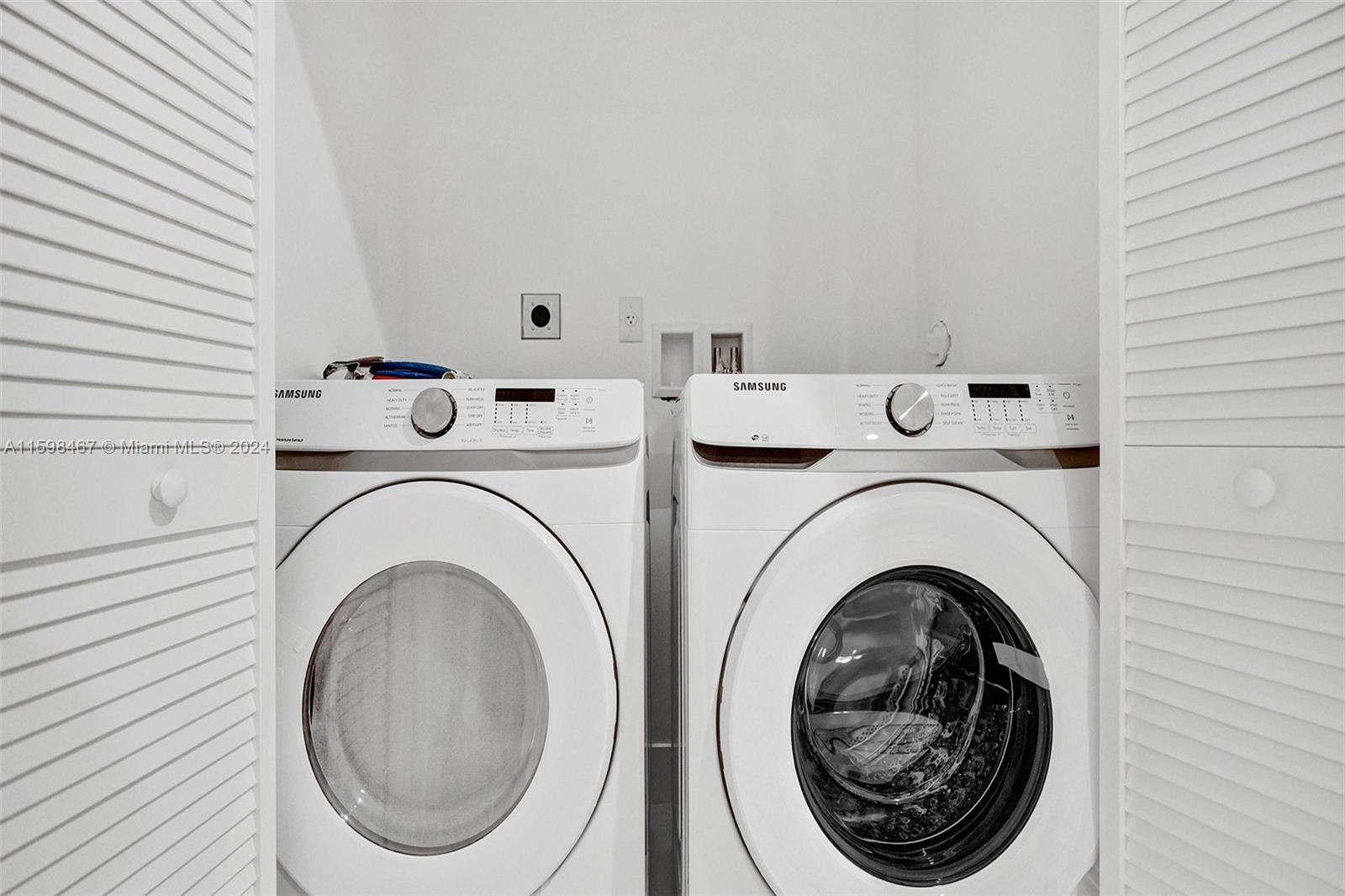 1801 Northeast 13th Street, Unit 1819 Fort Lauderdale, FL 33304 - Photo 37 of 40