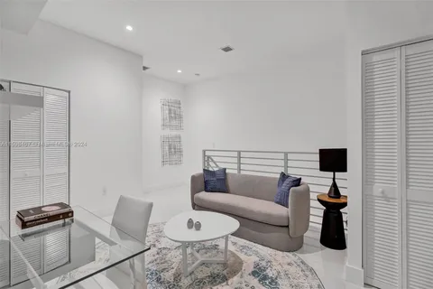 $975,000 | 1801 Northeast 13th Street, Unit 1819, Fort Lauderdale, FL 33304