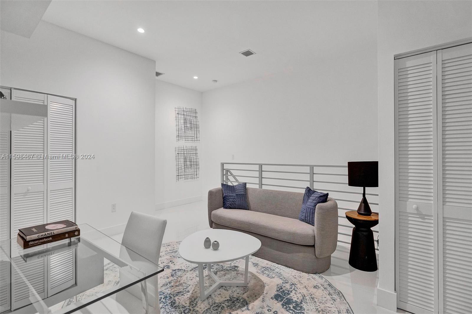 1801 Northeast 13th Street, Unit 1819 Fort Lauderdale, FL 33304 - Photo 38 of 40