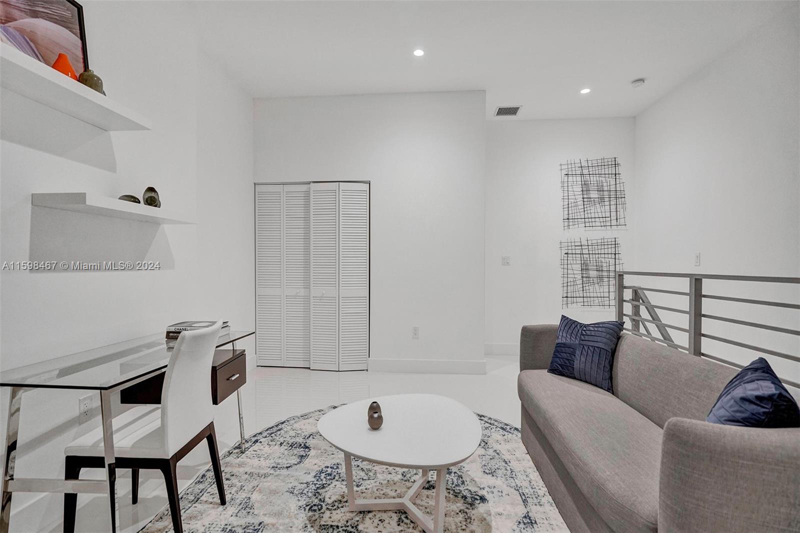 1801 Northeast 13th Street, Unit 1819 Fort Lauderdale, FL 33304 - Photo 39 of 40