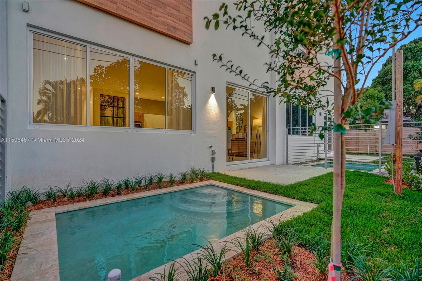 1801 Northeast 13th Street, Unit 1819 Fort Lauderdale, FL 33304 - Photo 4 of 40