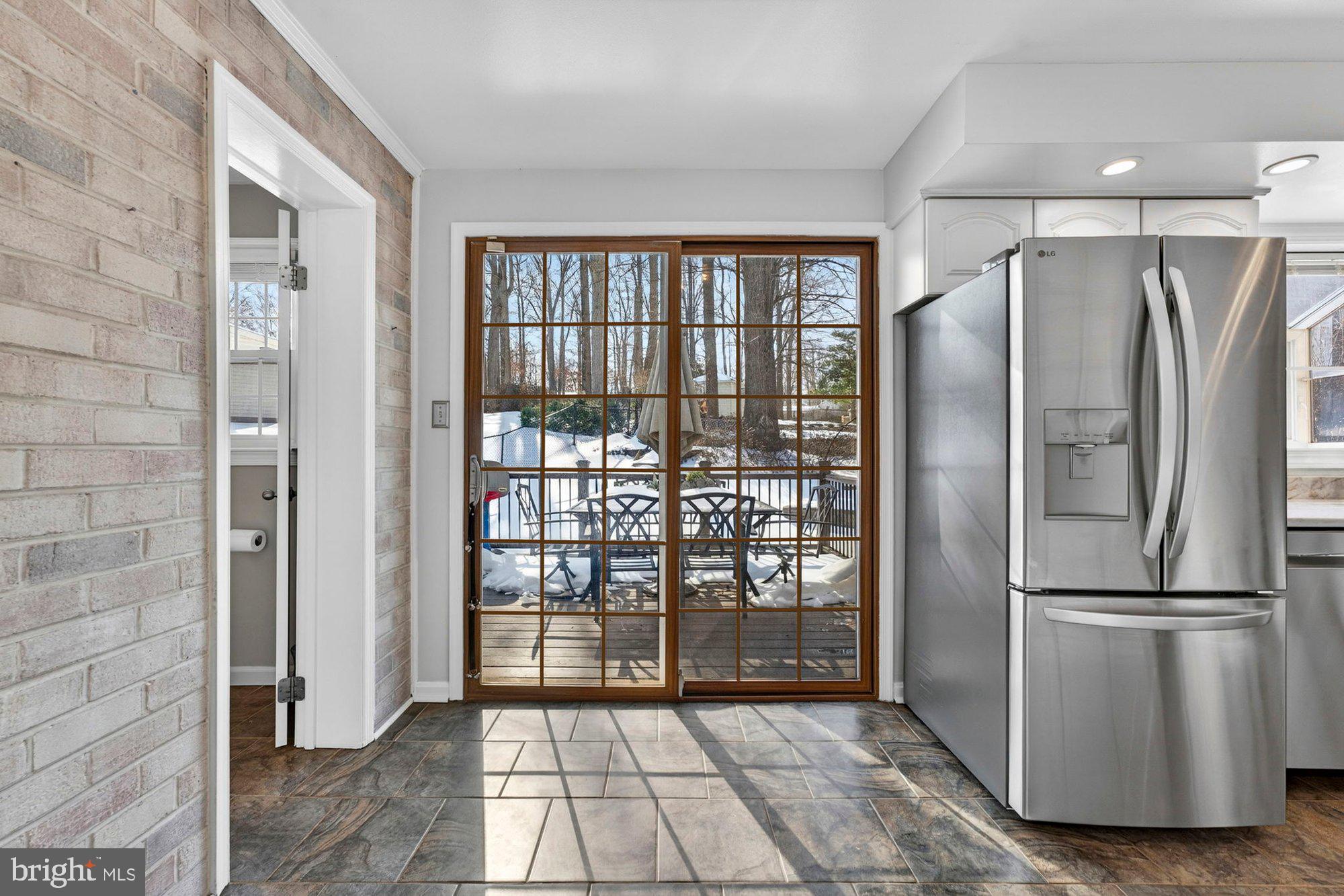 8905 Side Saddle Road Springfield, VA 22152 - Photo 22 of 68