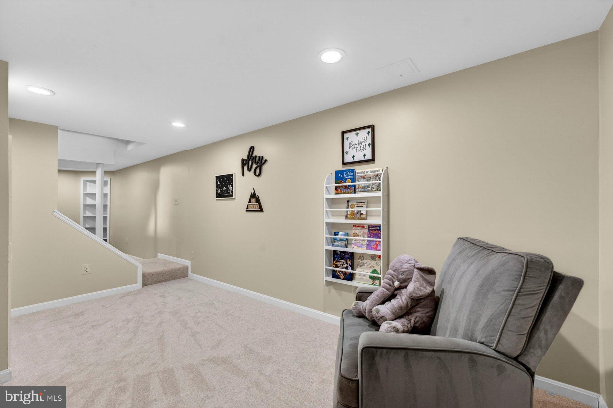 8905 Side Saddle Road Springfield, VA 22152 - Photo 43 of 68