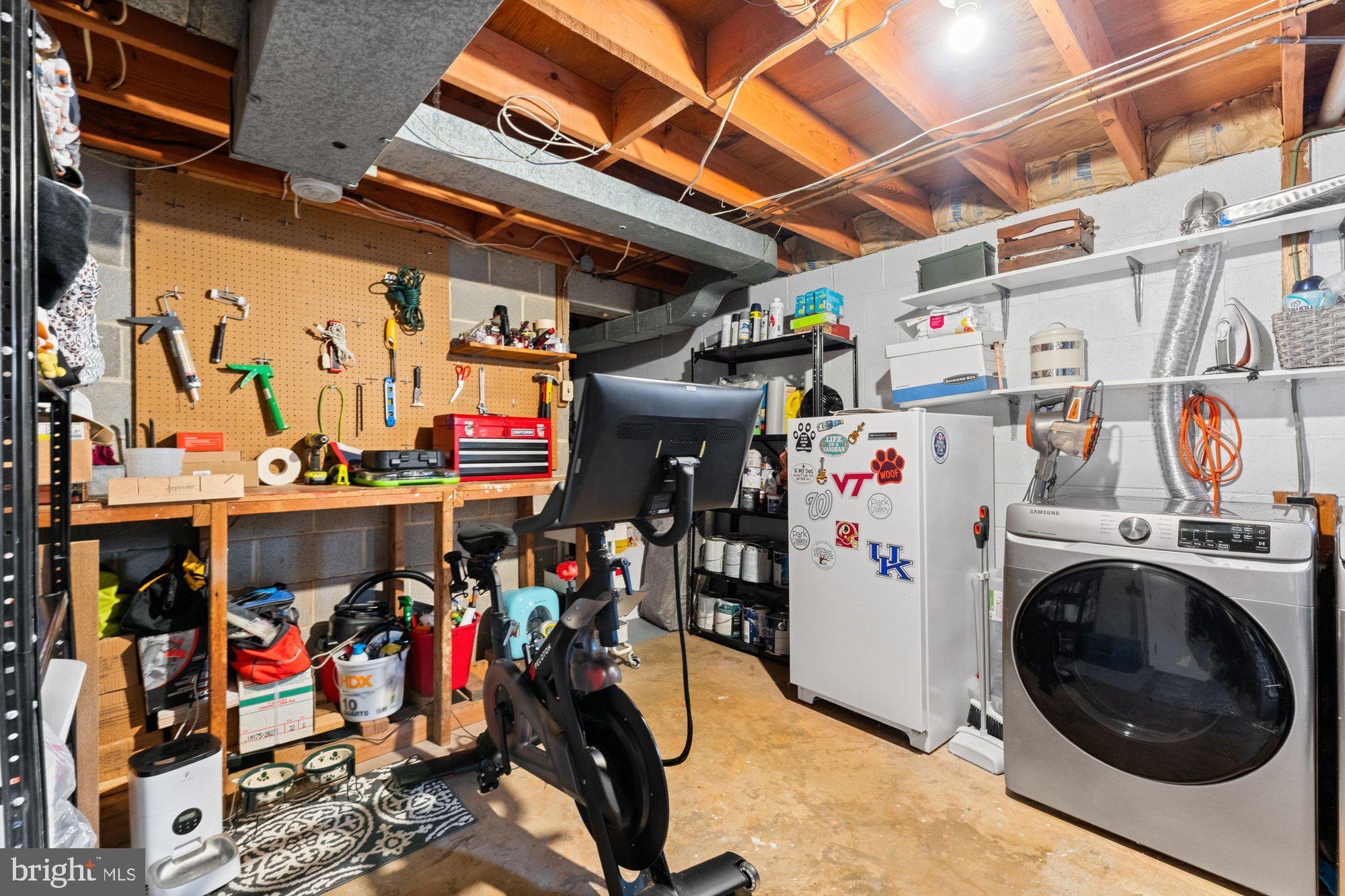 8905 Side Saddle Road Springfield, VA 22152 - Photo 46 of 68