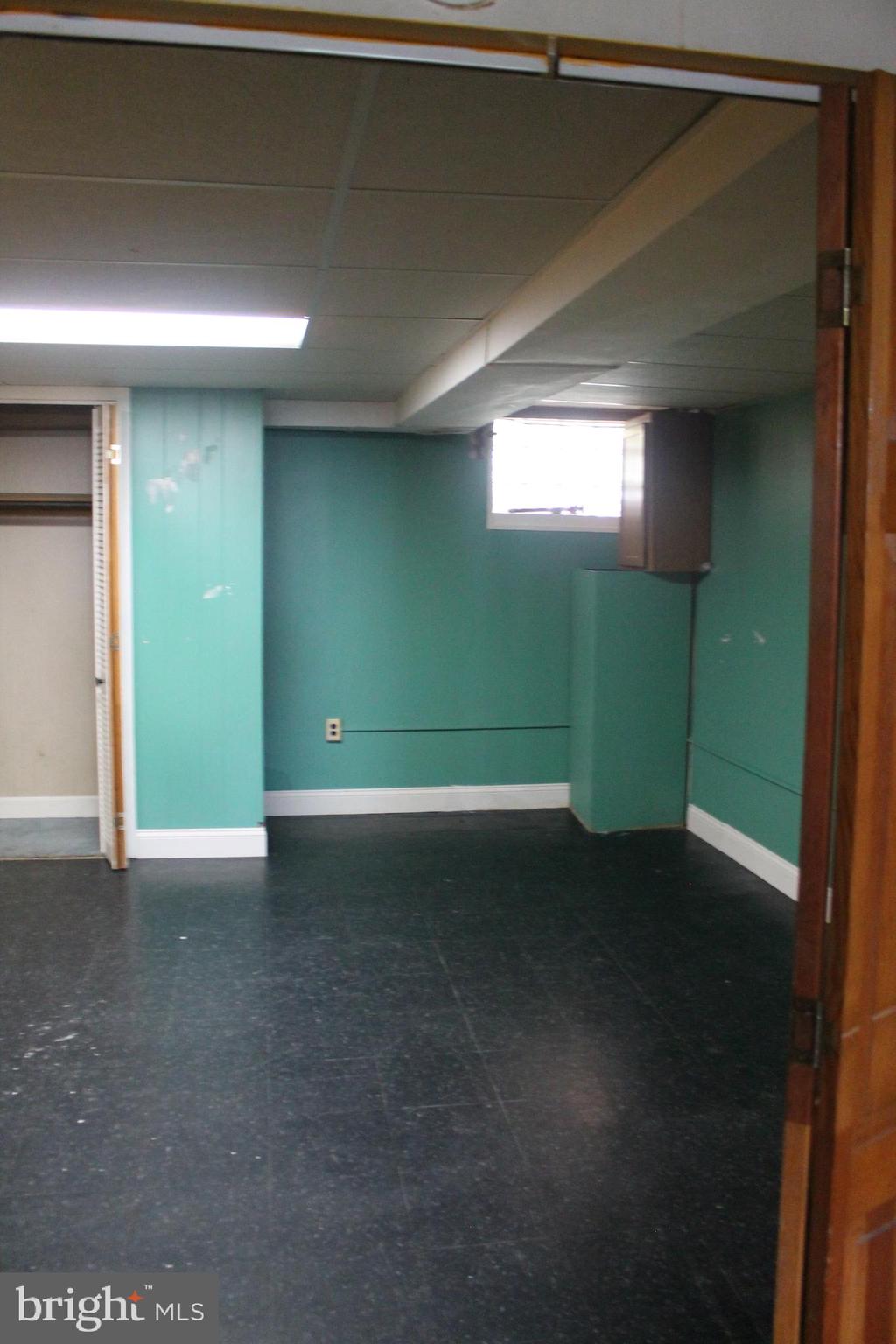1961 Frames Road Baltimore, MD 21222 - Photo 22 of 50