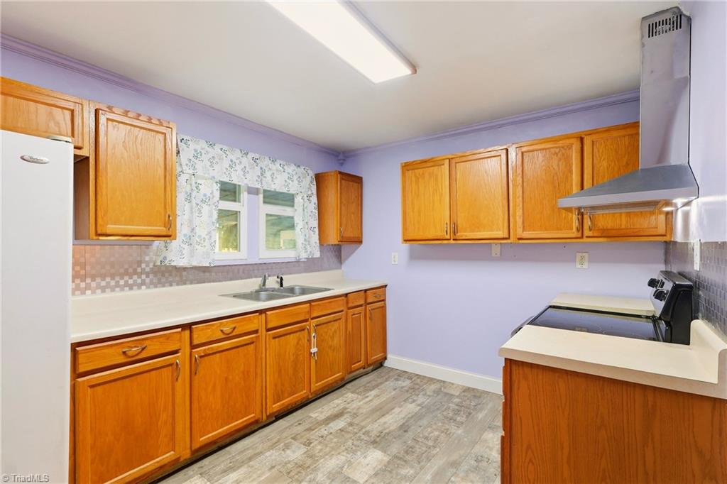 1040 Beckham Road Salisbury, NC 28147 - Photo 10 of 39