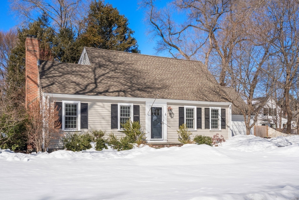 6 Boulder Brook Road Wellesley, MA 02481 - Photo 2 of 34 front view of house with a yard