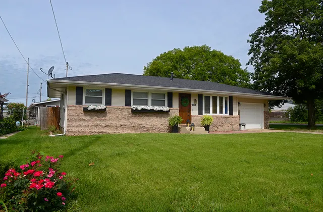 $230,000 | 1435 Price Street, Ottawa, IL 61350
