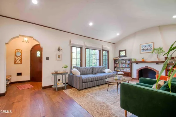 $8,500 | 1014 Stearns Drive, Los Angeles, CA 90035